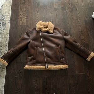 Zara men’s faux leather lined leather bomber jacket.
